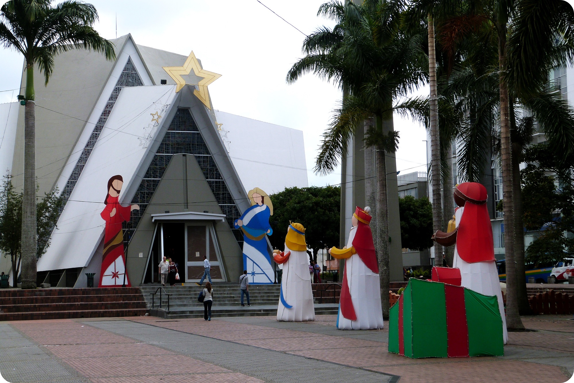 Cathédrale d'Armenia sur la place Bolívar