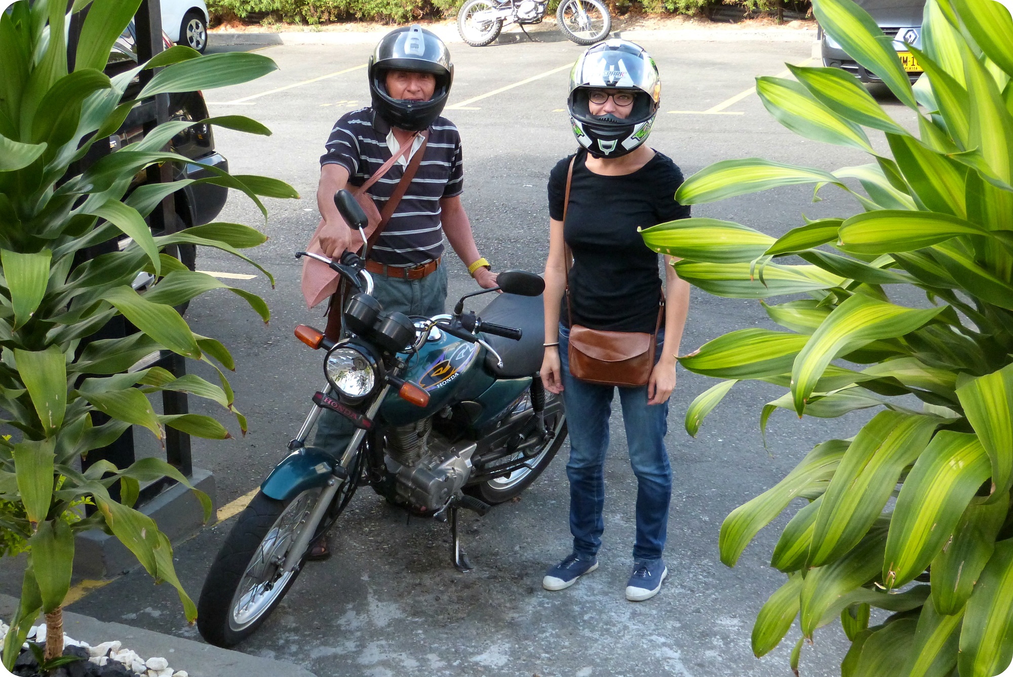Antimo et moi devant la moto avant de partir au marché