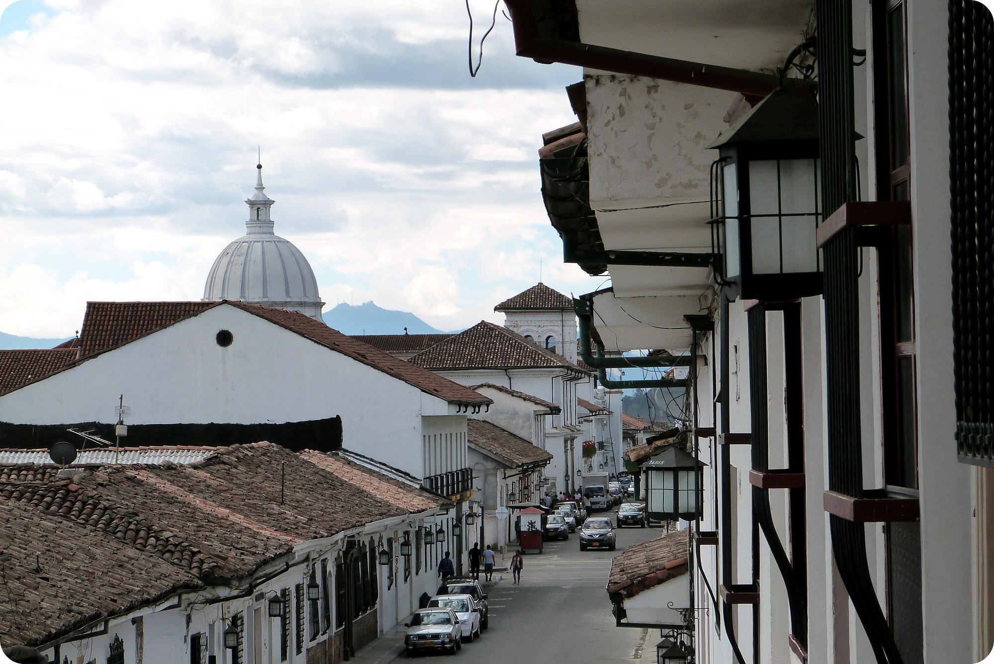 vue sur la cathédrale de Popayán depuis la montée de l'église la Ermita