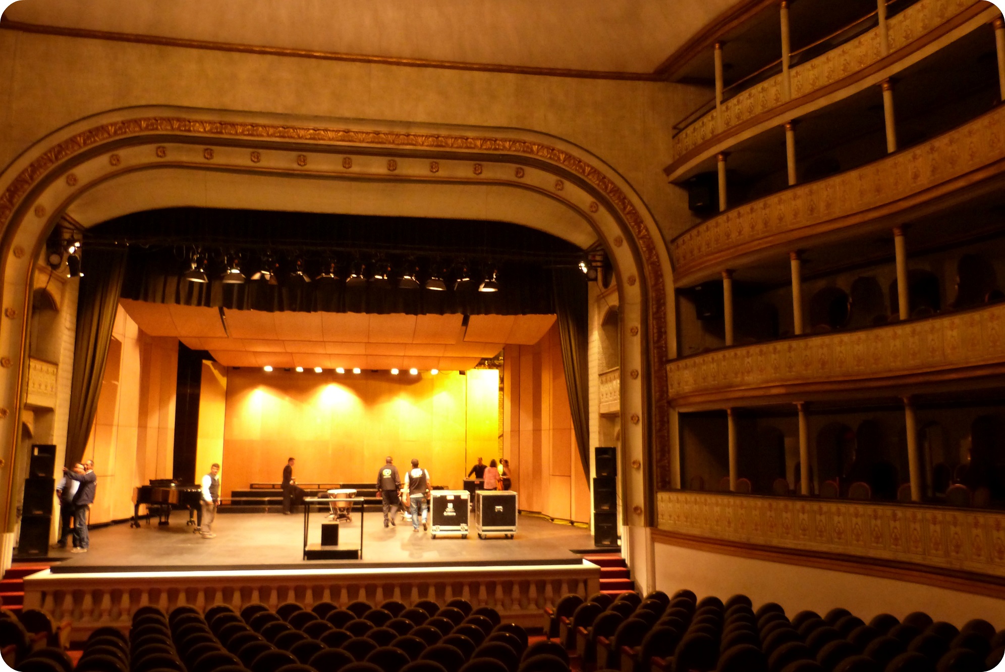 Scène du Théâtre Guillermo Valencia de Popayán